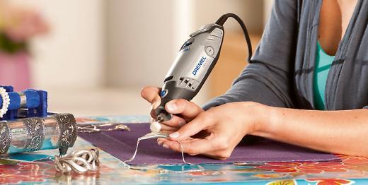 Minifreza DREMEL® 3000-2/25 SE, 25 accesorii + geanta