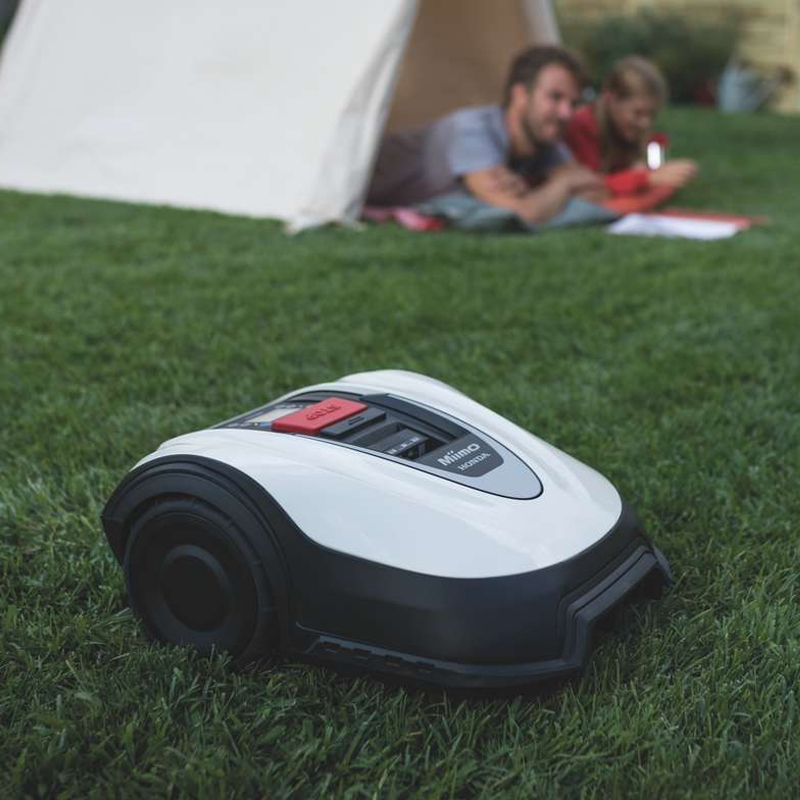 Robot electric de tuns gazonul Honda MIIMO HRM70ECLive, 700mp, conexiune GSM