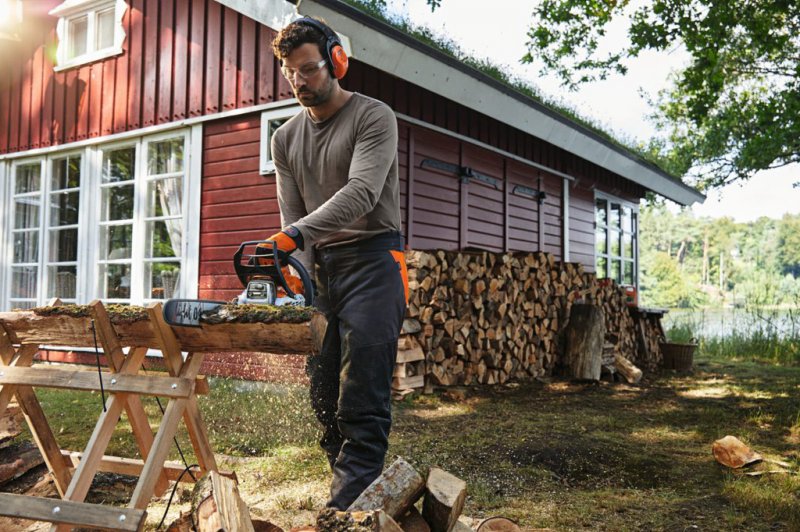 Motofierastrau cu benzina STIHL MS212C-BE, 35cm, 3/8