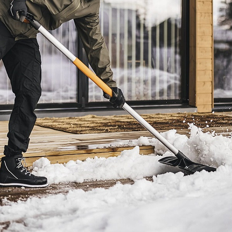 Impingator lung pentru zapada X-Series, Fiskars
