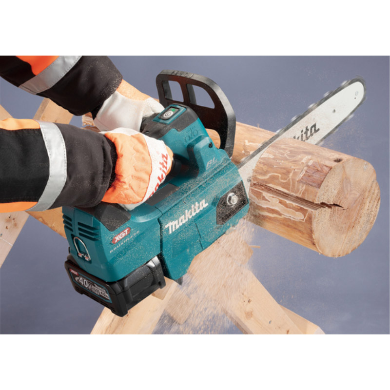 Electrofierastrau cu lant, cu acumulatori Li-Ion XGT 40Vmax, 35 cm, SOLO, Makita tip UC004GZ
