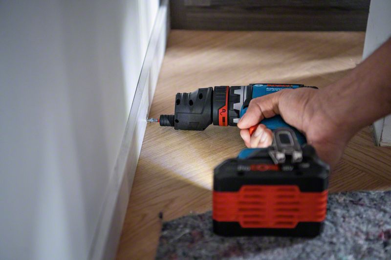 Masina de gaurit/insurubat 18V, SOLO, adaptor unghiular GFA 18-W, adaptor unghiular excentric GFA 18-E, mandrina  GFA 18-M, tip GSR 18V-90 FC Professional