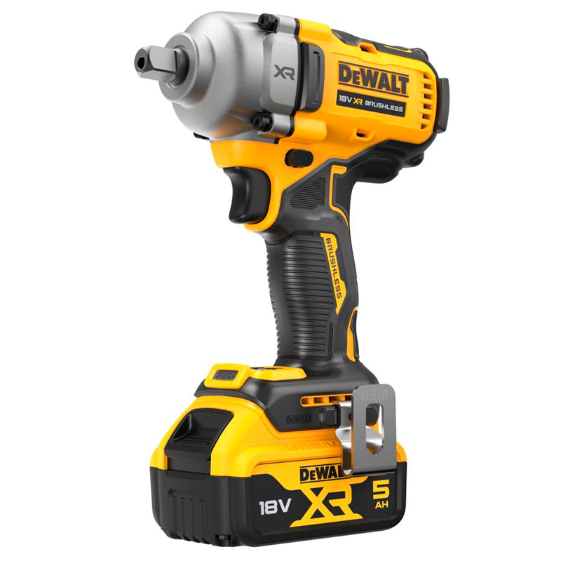 Masina de gaurit/insurubat DeWalt cu impact si acumulatori 18V Li-Ion 2x 5.0 Ah Powerstack Compact, 812 Nm, 1/2