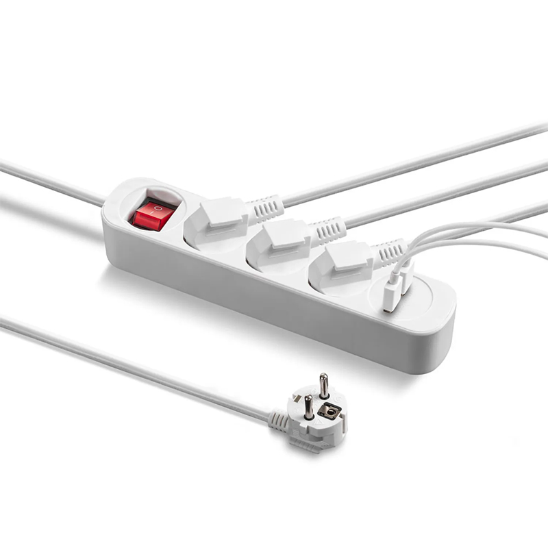 Prelungitor cu comutator, 3 prize + 2 USB, 3x1.5mm / 1.5m, 230V, Trotec, tip PVH3