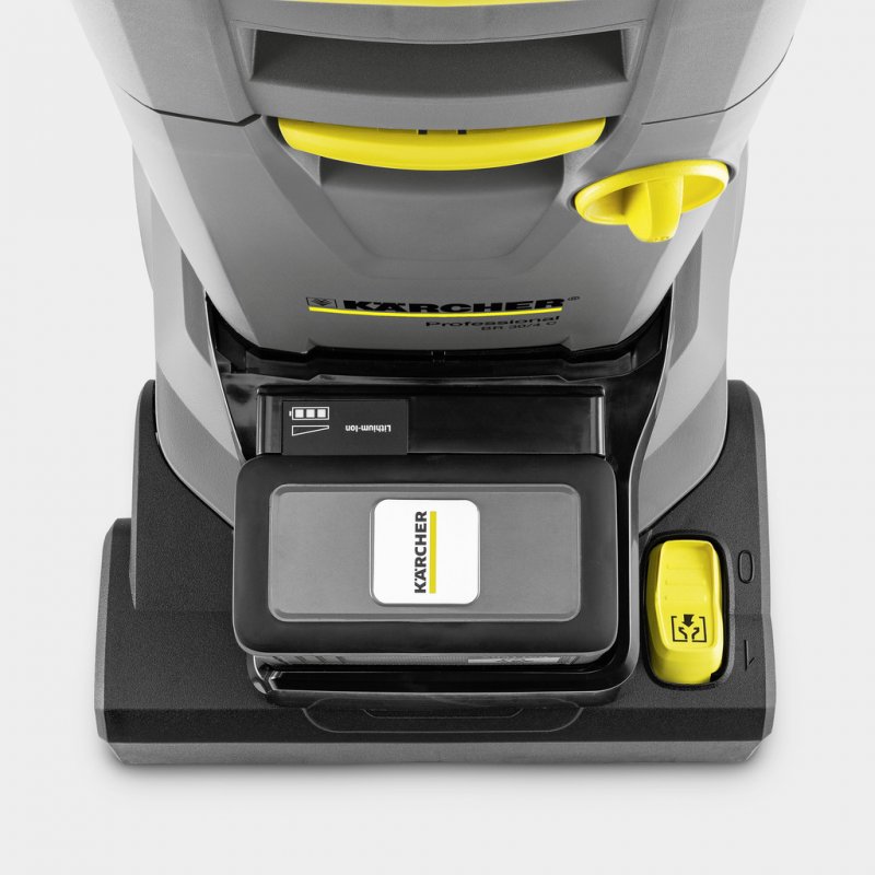 Masina de curatat cu perie Karcher BR 30/4 C BP PACK, cu acumulatori 