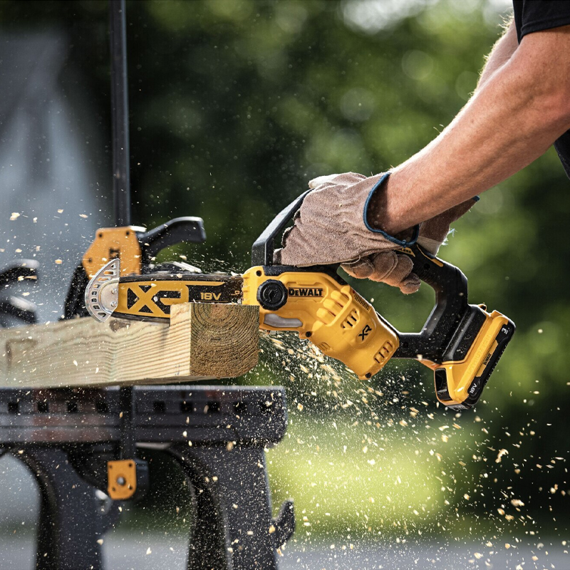 Electrofierastrau cu lant, compatibil cu acumulatori 18V, 20 cm, SOLO, Dewalt, tip DCMPS520N-XJ