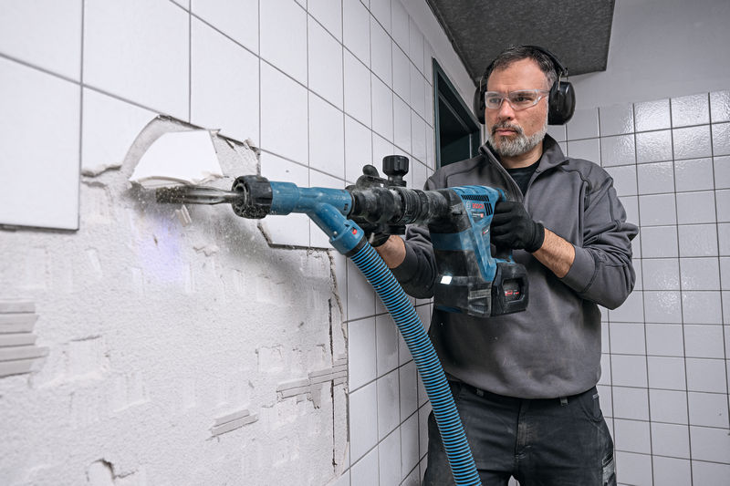 Ciocan demolator cu acumulatori Bosch GSH 18V-5, SDS MAX, 18V, 8.5J, 5.3Kg, solo