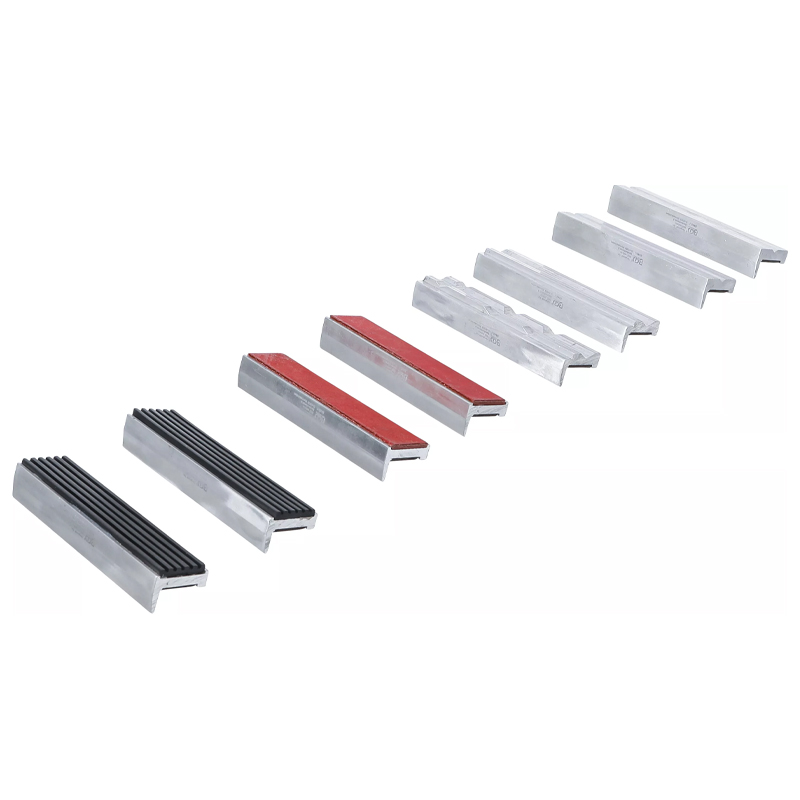 Set 4 perechi bacuri protectie menghina 125mm, BGS