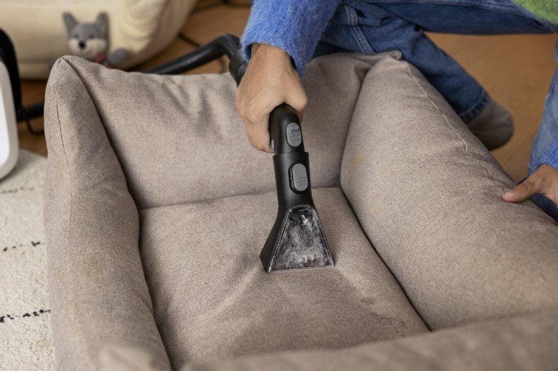 Aspirator cu spalare Karcher, tip SE 3 Compact Home