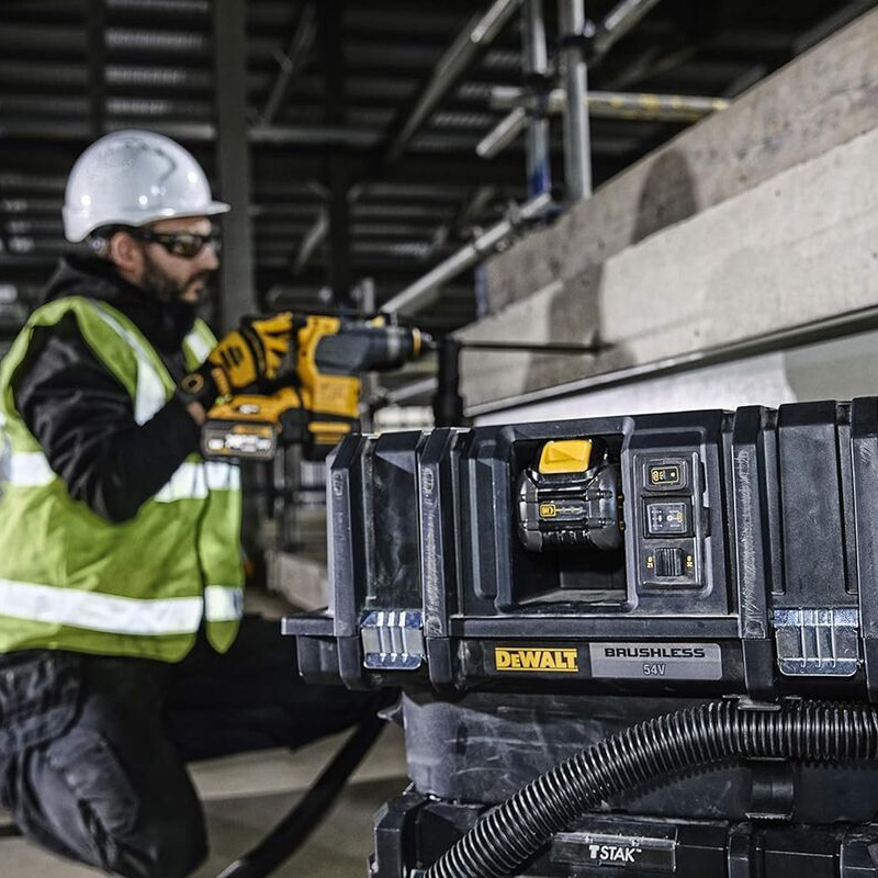 Aspirator uscat/umed XR Flexvolt Li-Ion DeWalt cu acumulatori, 2 x 6Ah, Clasa M, conexiune WiFi