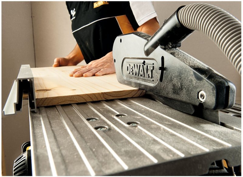 Fierastrau circular de banc/stationar cu masa culisanta, 1600 W, disc Ø 305 mm, tip D27113-QS