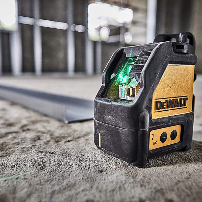 Nivela laser DeWALT cu linii, verde, tip DW088CG-XJ Nivela laser DeWALT cu linii, verde, tip DW088CG-XJ