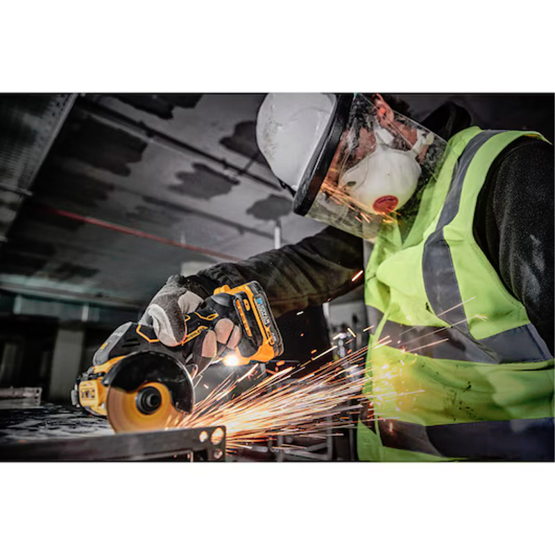 Polizor unghiular / Masina pentru debitat fier beton DeWALT cu accesorii, 76 mm, 18V,  rpm, SOLO, tip DCS438N-XJ Polizor unghiular / Masina pentru debitat fier beton DeWALT cu accesorii, 76 mm, 18V,  rpm, SOLO, tip DCS438N-XJ