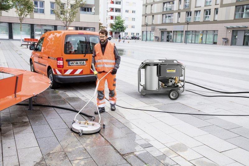 Aparat de spalat cu presiune cu motor termic (motorina) si incalzire, Karcher HDS 8/20 De