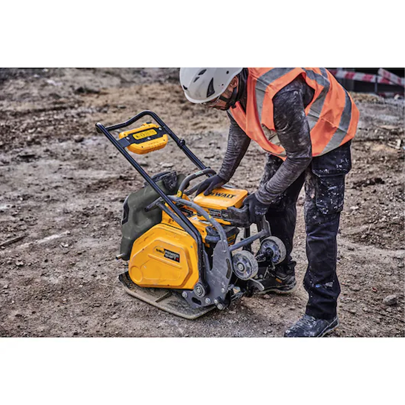 Placa compactoare cu acumulator 55V, 10Ah si incarcator, DeWalt PowerShift, 100kg, tip DCPS7154