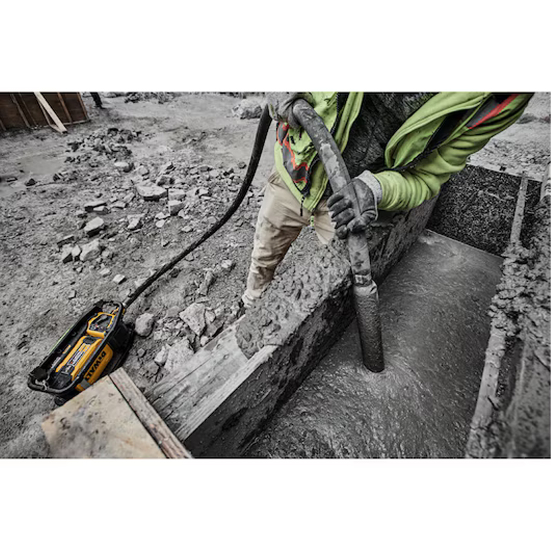 Vibrator de beton PowerPack Dewalt PowerShift DCPS320N-XJ, cu acumulatori 55V, Solo