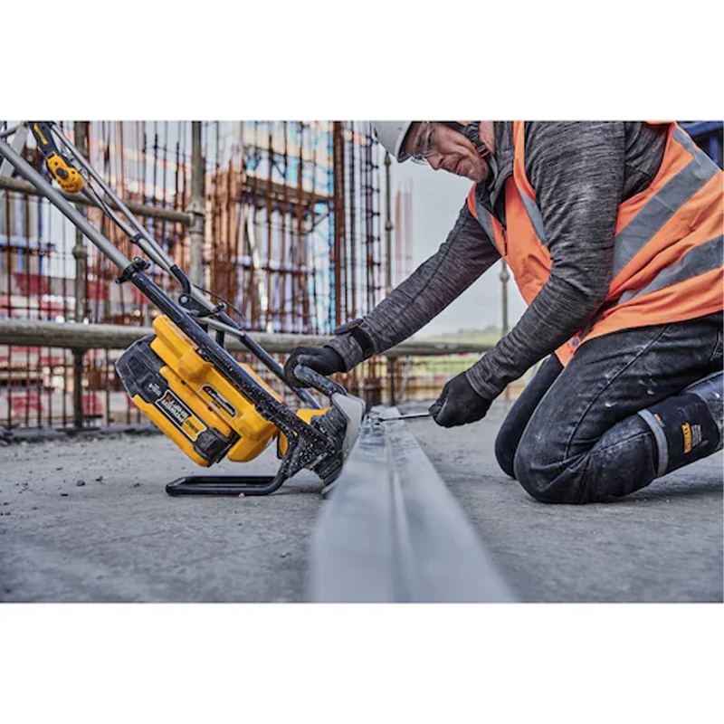 Unitate angrenare rigla vibranta compatibila cu acumulatori 55V, SOLO, DeWalt PowerShift, 14kg, tip DCPS330N-XJ