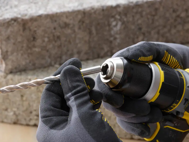 Masina de gaurit/insurubat cu percutie, 18V, 2 x 2.0Ah Li-Ion, 80 Nm, tip SFMCD711D2K-QW