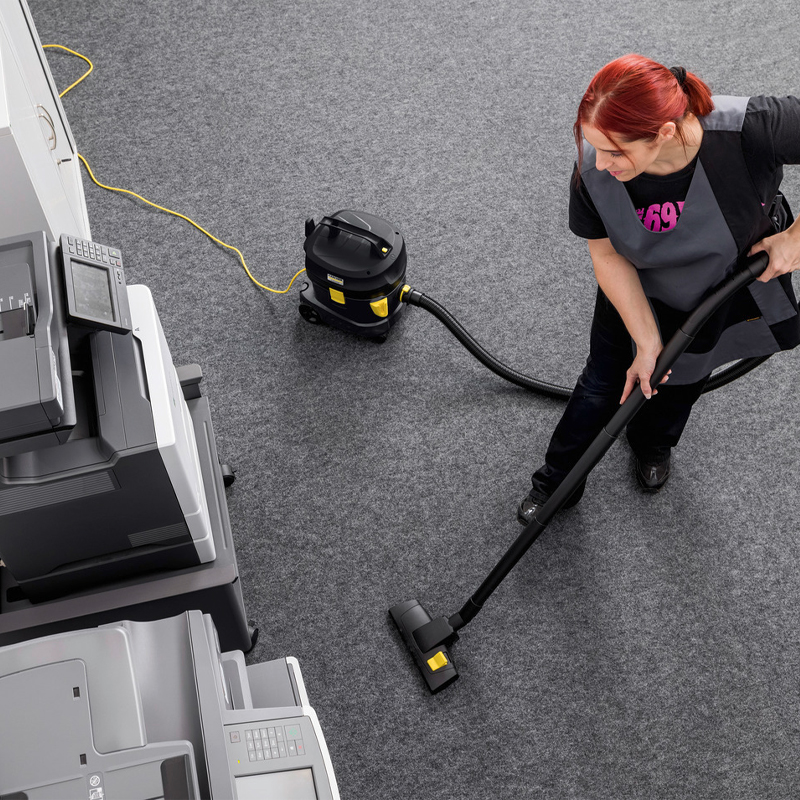 Aspirator uscat cu sac tip T 11/1 Classic Adv Re!Plast Go!Further, cadou 10 saci