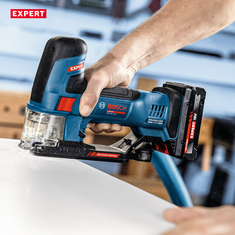 Fierastrau vertical (pendular) cu acumulatori 18V BOSCH Profesional EXPERT L-BOXX, 155 mm tip EXST 18V-155 B EXPERT (SOLO)