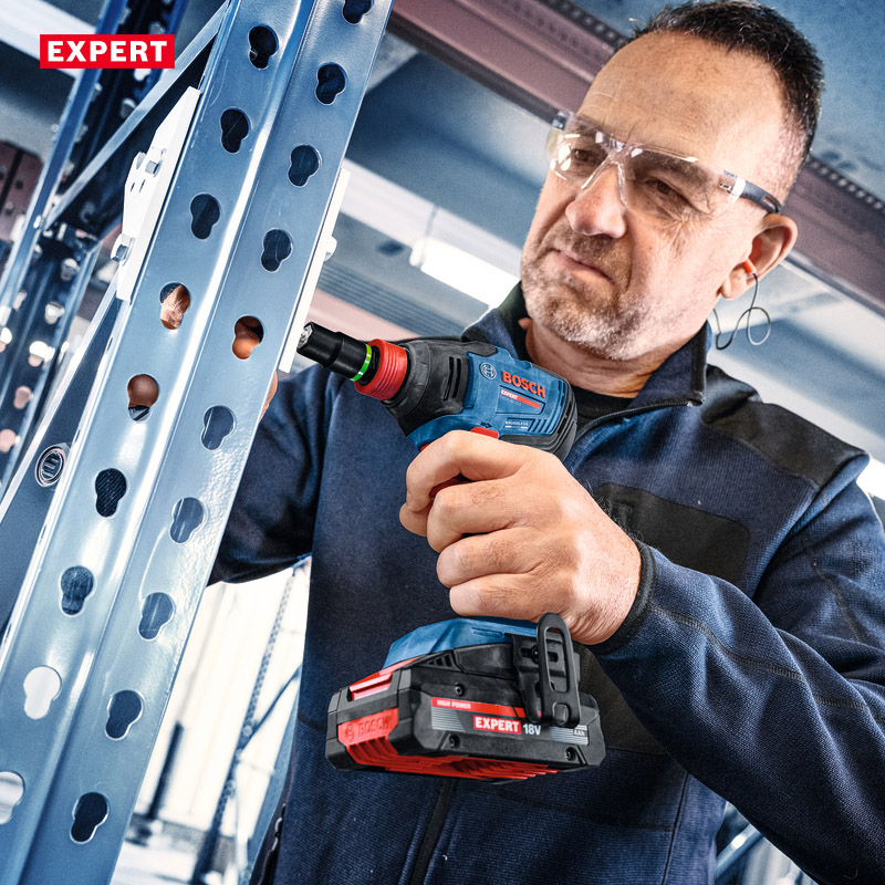Masina de insurubat cu impact cu acumulatori BOSCH EXDX 18V-210 EXPERT, L-BOXX, patrat 1/2 + hex. 1/4