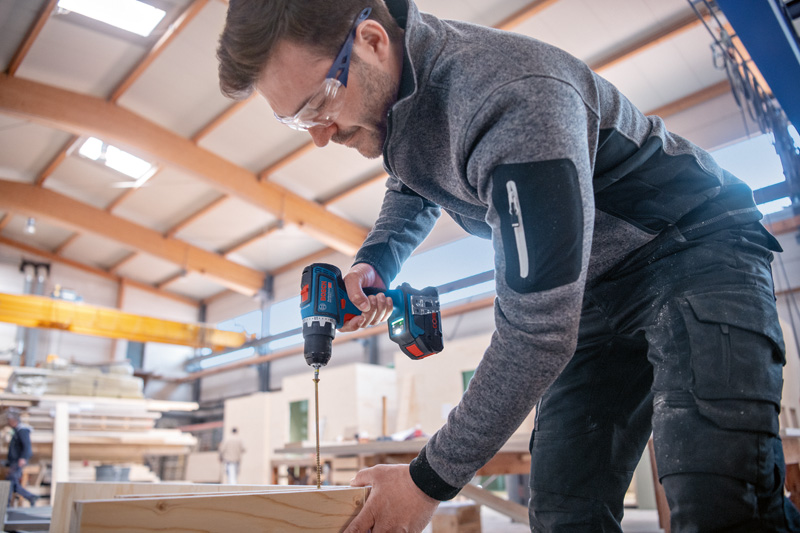 Masina de gaurit/insurubat 18V, 2x2.0Ah, Bosch GSR 18V-90 C