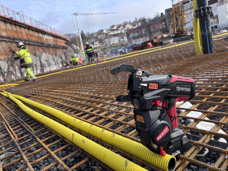 Masina de legat fier-beton MAX, 32 - 61mm, tip RB613T