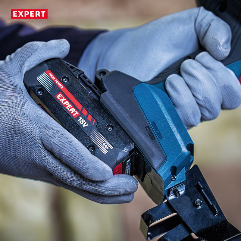 Pistol pentru capse 18V Li-ion Bosch EXPERT, capse 20-50 mm, L-BOXX, tip EXTH 18V-50 M EXPERT SOLO