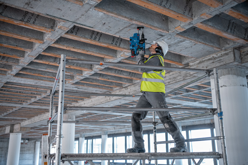 Ciocan rotopercutor SDS-plus 18V, SOLO, mandrina metal, Vibration Control, KickBack Control, tip PRO GBH 18V-28 CF, BRUSHLESS