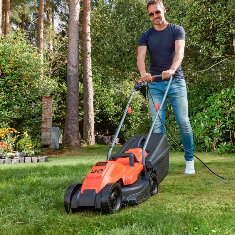 Masina electrica de tuns iarba Black&Decker, 1400W, 34cm, tip BEMWP340-QS