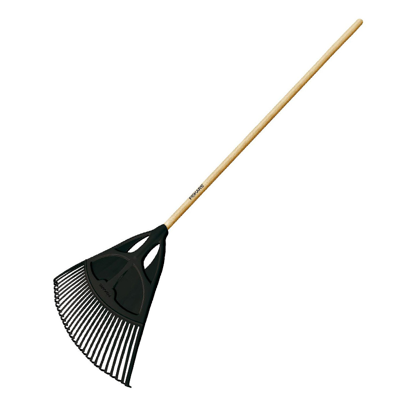 Grebla neagra pentru frunze 1735mm, 900g, Fiskars Clasic XL